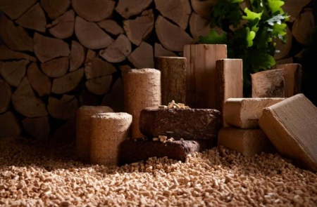 B&ucirc;ches densifi&eacute;es &agrave; Co&euml;tmieux, un chauffage performant et &eacute;cologique